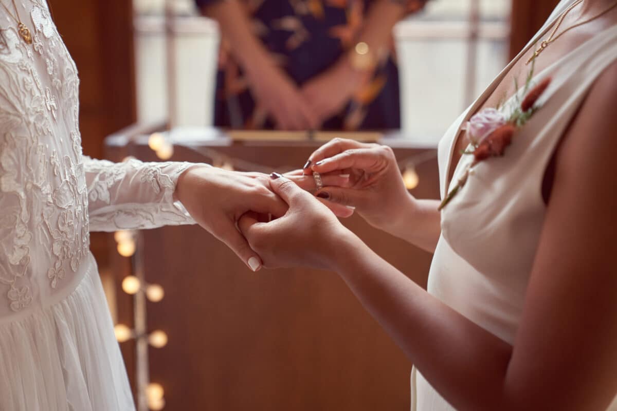 célébrer un mariage civil
